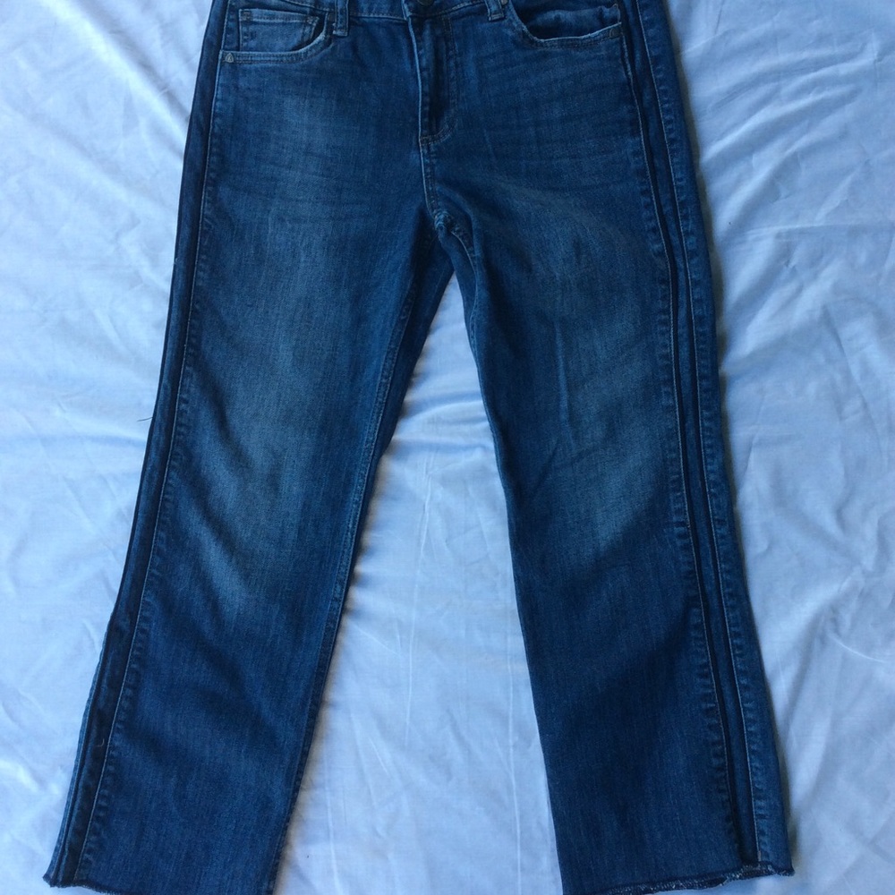 Kut from the Kloth Kelsey Ankle Flare